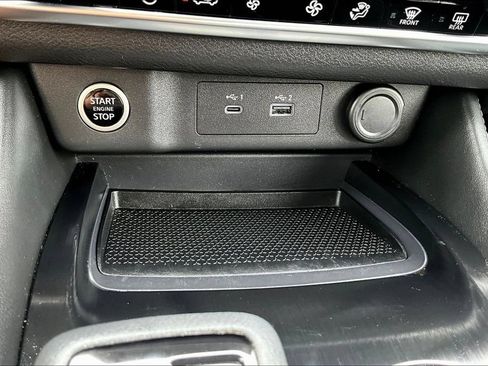 Used 2023 Nissan Rogue SL AWD/4WD image 17