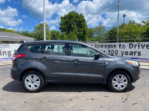 Used 2015 Ford Escape S FWD image 2