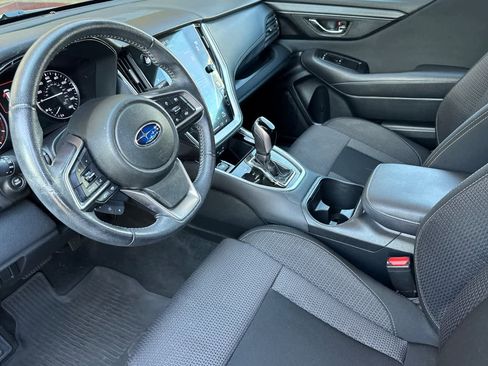 Used 2022 Subaru Outback Premium image 11