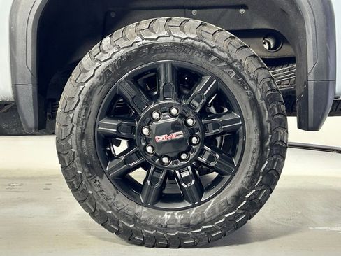 Used 2025 GMC Sierra 2500 AT4 w/ AT4 Premium Plus Package image 38