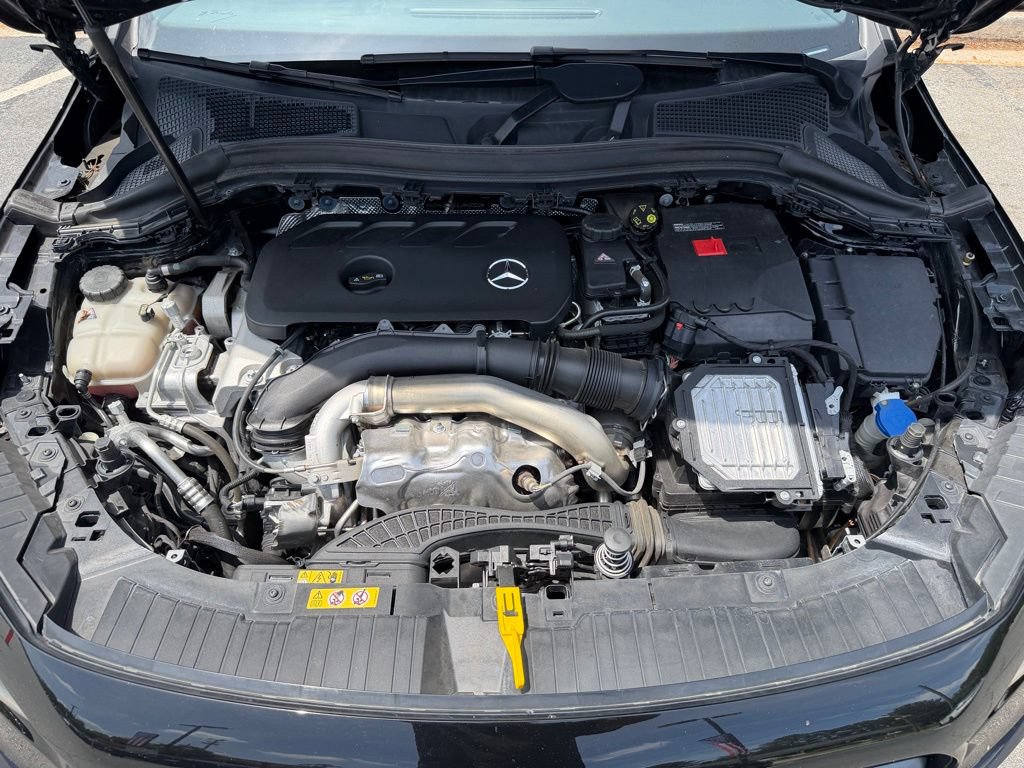 Used 2025 Mercedes-Benz GLA 250 4MATIC image 6