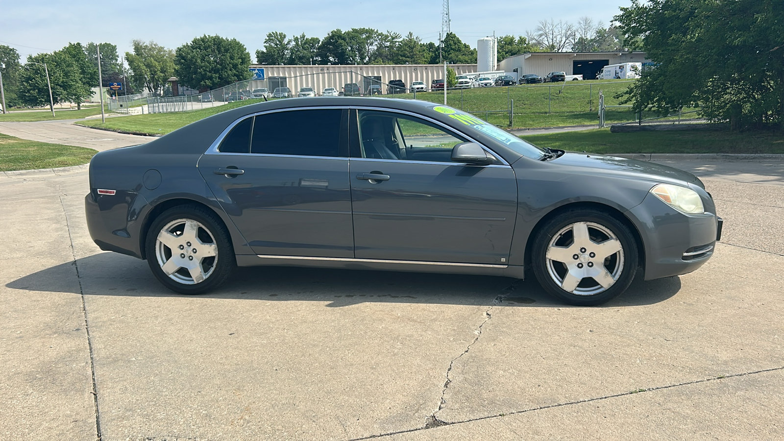 Used 2009 Chevrolet Malibu LT FWD image 5