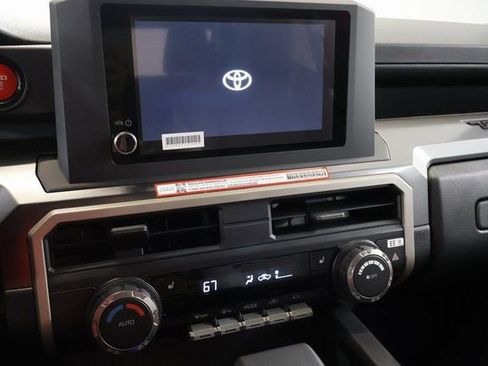 New 2026 Toyota Tacoma TRD Off-Road AWD/4WD image 17