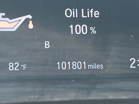 Used 2018 Honda CR-V EX image 4
