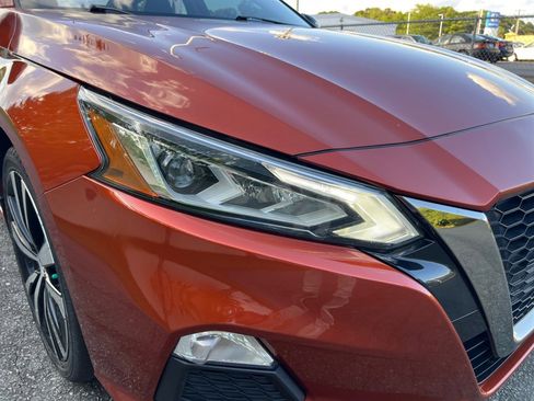 Used 2021 Nissan Altima 2.5 SR FWD image 27