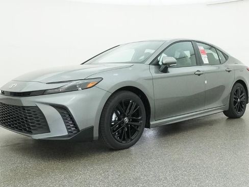 New 2026 Toyota Camry SE FWD image 17