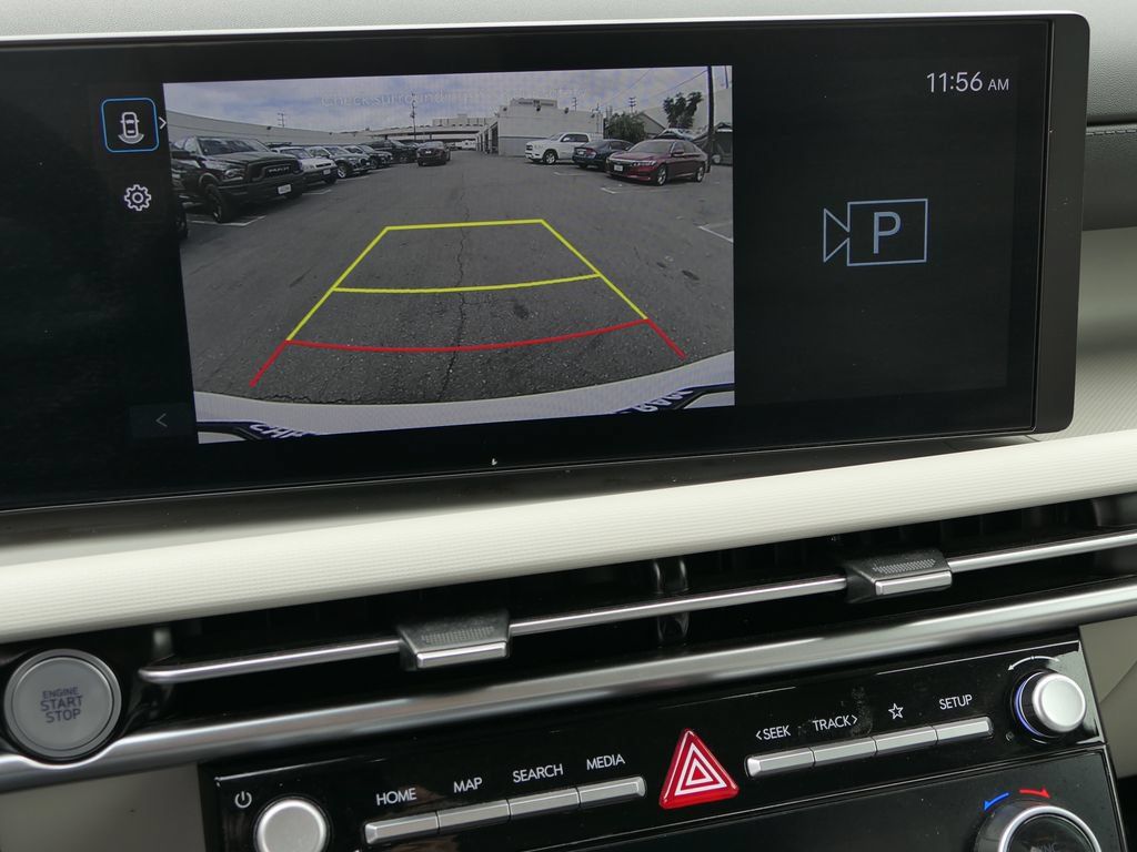 Used 2025 Hyundai Tucson SEL FWD image 18