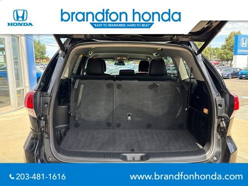 Used 2017 Toyota Highlander Plus AWD/4WD image 30