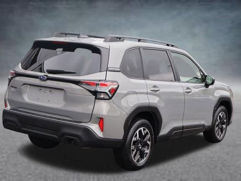 Certified 2025 Subaru Forester Premium AWD/4WD image 4