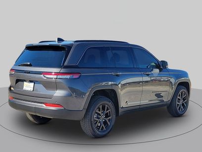 New 2026 Jeep Grand Cherokee Altitude