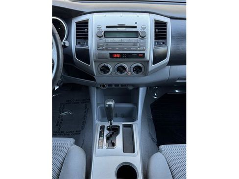 Used 2011 Toyota Tacoma PreRunner w/ TRD Sport Pkg w/JBL Audio RWD image 10