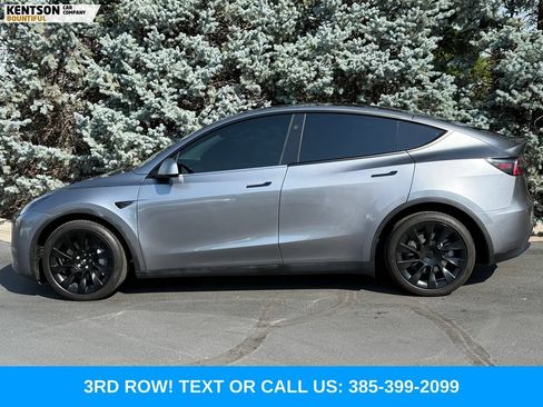 Used 2024 Tesla Model Y Long Range AWD/4WD image 4