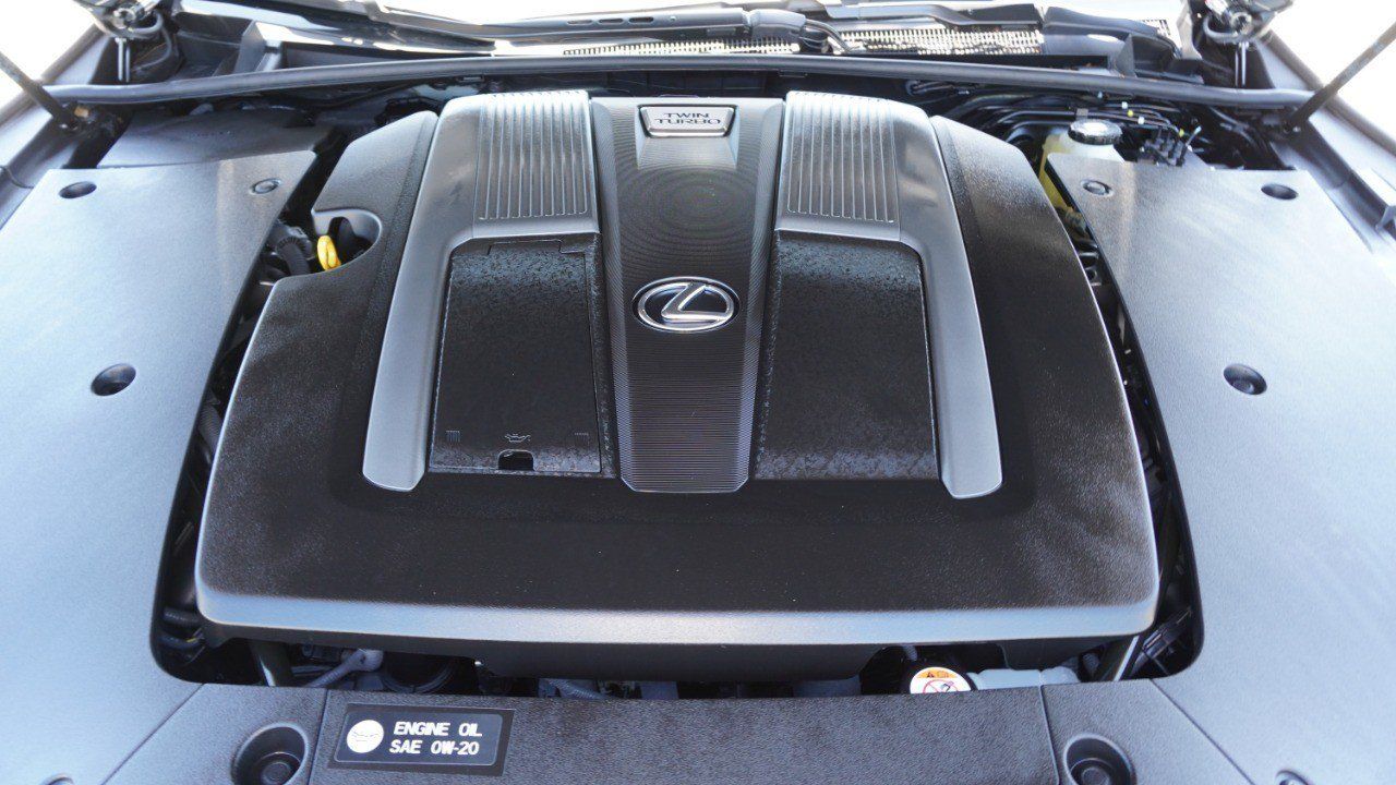 Certified 2022 Lexus LS 500 AWD w/ Interior Upgrade Package image 36