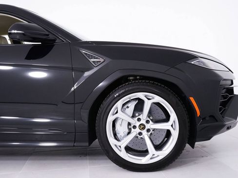 Used 2026 Lamborghini Urus SE image 16