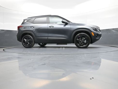 New 2026 Kia Seltos EX w/ EX Sunroof Package image 30