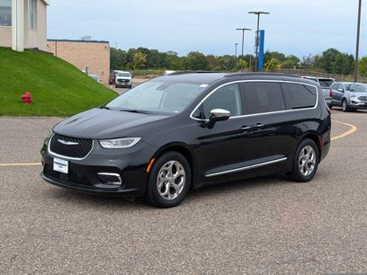 Used 2022 Chrysler Pacifica Limited