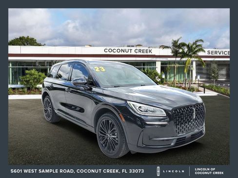 Used 2023 Lincoln Corsair Reserve w/ Equipment Group 201A FWD image 1