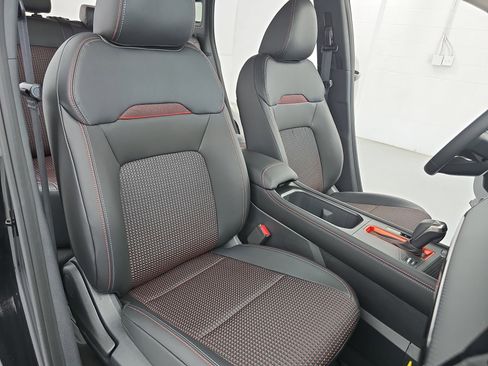 New 2026 Nissan Kicks SR FWD image 10