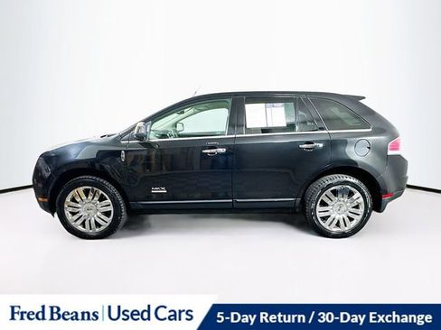 Used 2010 Lincoln MKX AWD image 4