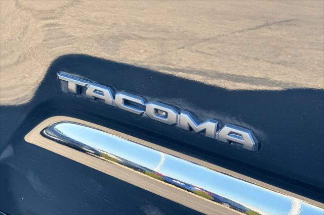 Certified 2023 Toyota Tacoma TRD Off-Road AWD/4WD image 30