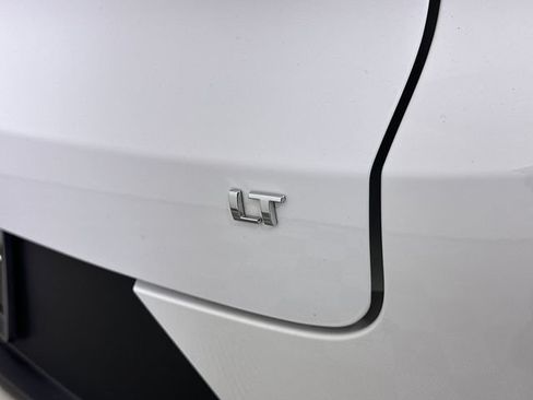 Used 2025 Chevrolet TrailBlazer LT AWD/4WD image 33