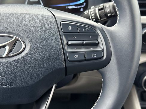 New 2026 Hyundai Venue SEL image 5