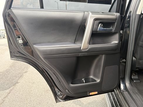 Used 2021 Toyota 4Runner SR5 image 22
