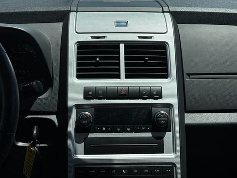 Used 2009 Dodge Journey SXT w/ Premium Convenience Group FWD image 22