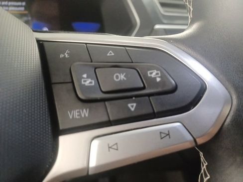 Used 2023 Volkswagen Tiguan SE FWD image 22