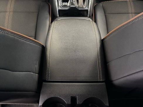 Certified 2023 GMC Canyon AT4 image 19