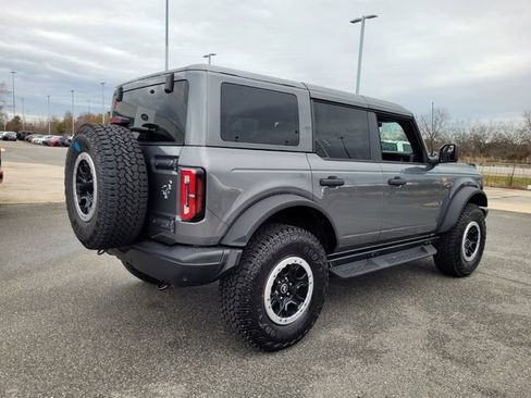 New 2025 Ford Bronco Badlands w/ Sasquatch Package AWD/4WD image 36