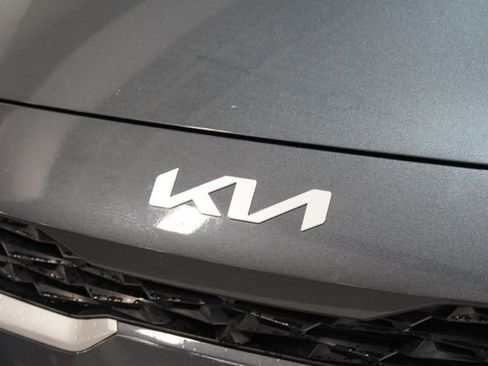 Used 2024 Kia Forte LXS image 11