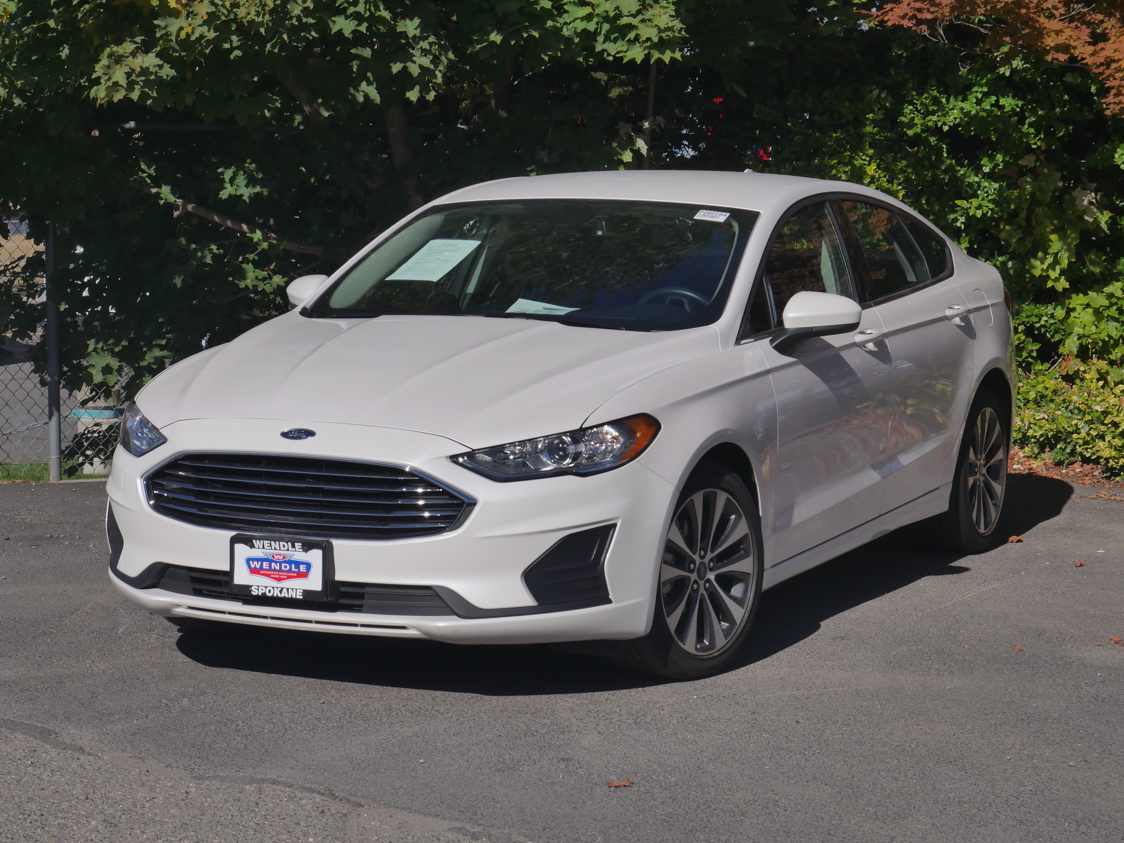 Used 2020 Ford Fusion SE AWD/4WD image 2