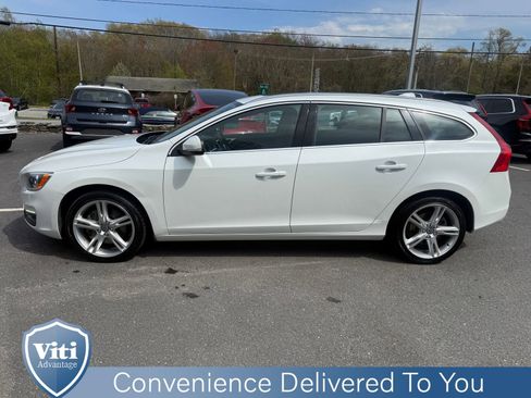 Used 2016 Volvo V60 T5 Premier AWD/4WD image 5