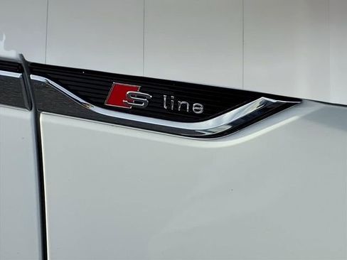 Used 2025 Audi A5 2.0T Premium Plus w/ Convenience Plus Package image 6