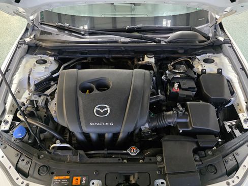 Used 2019 MAZDA MAZDA3 Sedan image 38