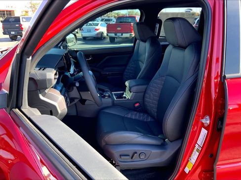 New 2025 Toyota Tacoma TRD Off-Road image 9