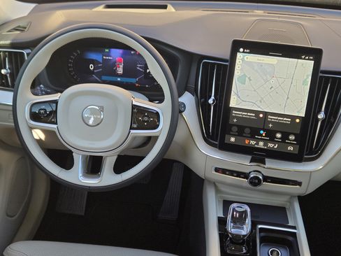 New 2026 Volvo XC60 B5 Ultra w/ Protection Package Premier image 29