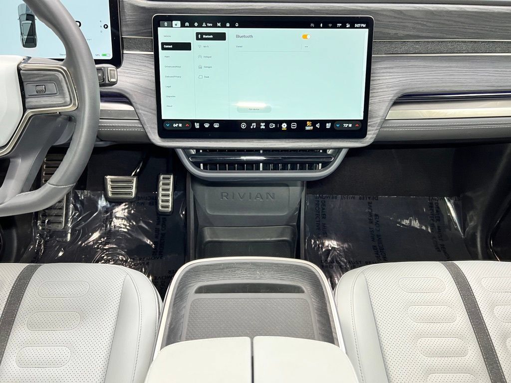 Used 2024 Rivian R1S Adventure Quad AWD/4WD image 23