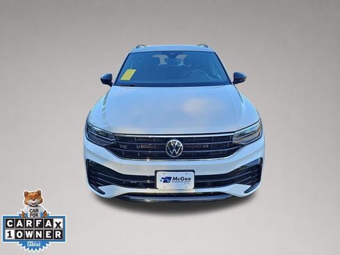 Used 2022 Volkswagen Tiguan SE R-Line AWD/4WD image 9