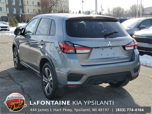 Used 2021 Mitsubishi Outlander Sport SE image 6