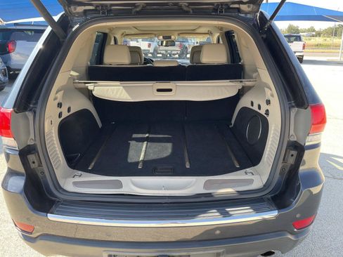 Used 2015 Jeep Grand Cherokee Limited w/ Luxury Group II AWD/4WD image 26