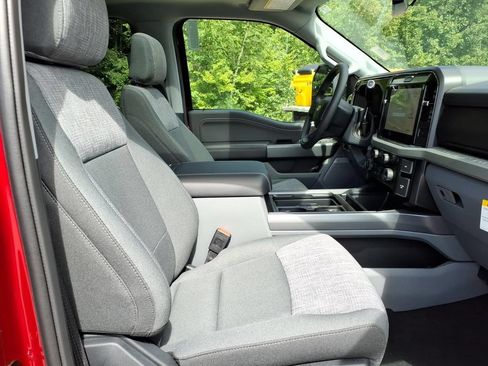 New 2026 Ford F250 XLT w/ XLT Premium Package AWD/4WD image 15