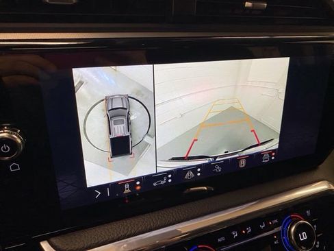 Used 2024 GMC Sierra 1500 Denali w/ Technology Package AWD/4WD image 6