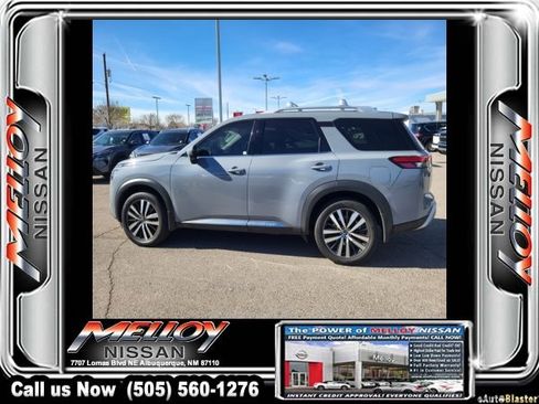 Used 2024 Nissan Pathfinder Platinum image 4