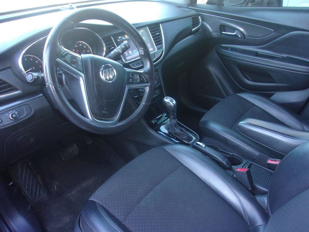 Used 2020 Buick Encore Preferred w/ Safety Package FWD image 8
