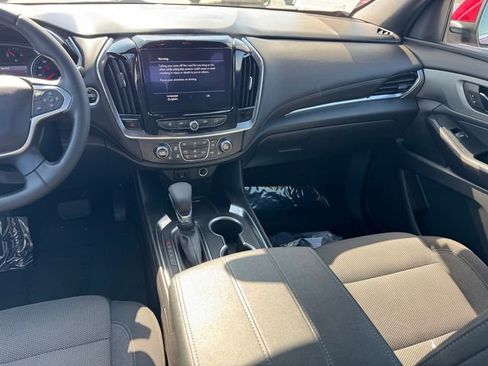 Certified 2023 Chevrolet Traverse LT FWD image 14