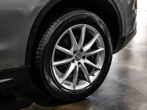 Used 2018 Alfa Romeo Stelvio Ti AWD/4WD image 59