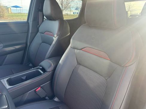 New 2026 Nissan Kicks SR w/ Cold Weather Package image 18