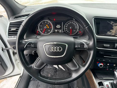 Used 2017 Audi Q5 2.0T Premium Plus w/ Technology Package image 14